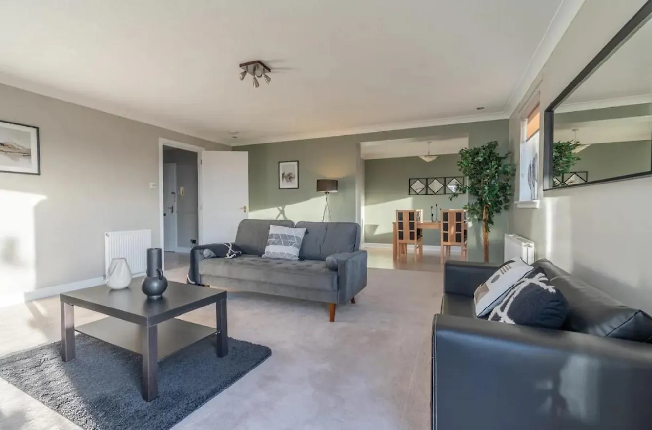 Penthouse At The Bay Near Edinburgh Apartment Saint Davids  0*, Saint Davids (Fife) United Kingdom